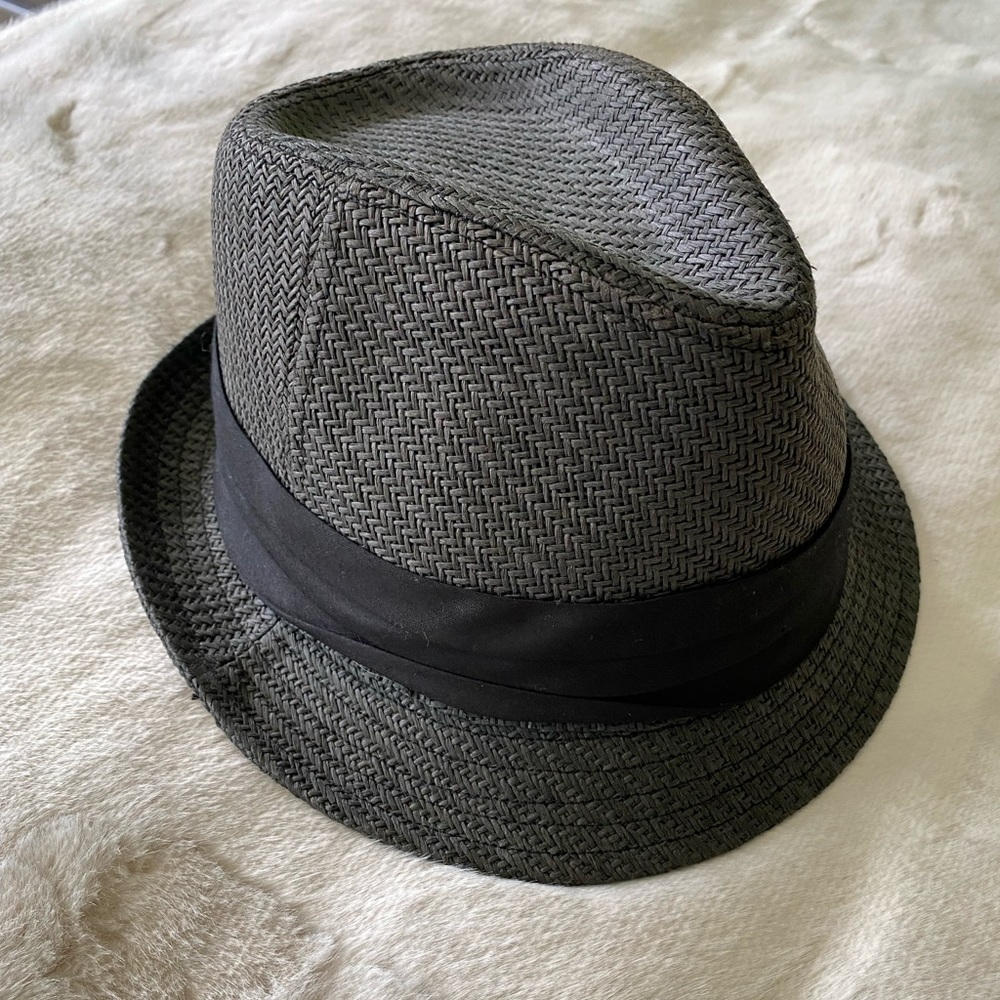 BCBG Fedora, medium